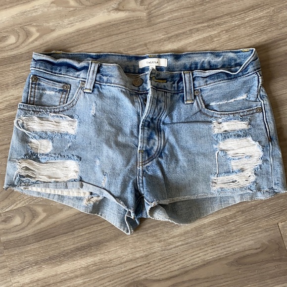 Distressed Talula Jean shorts - Picture 1 of 3